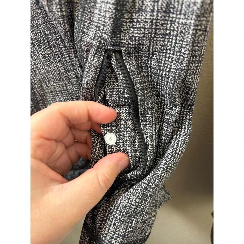 Women's Lululemon Define Jacket Size 6